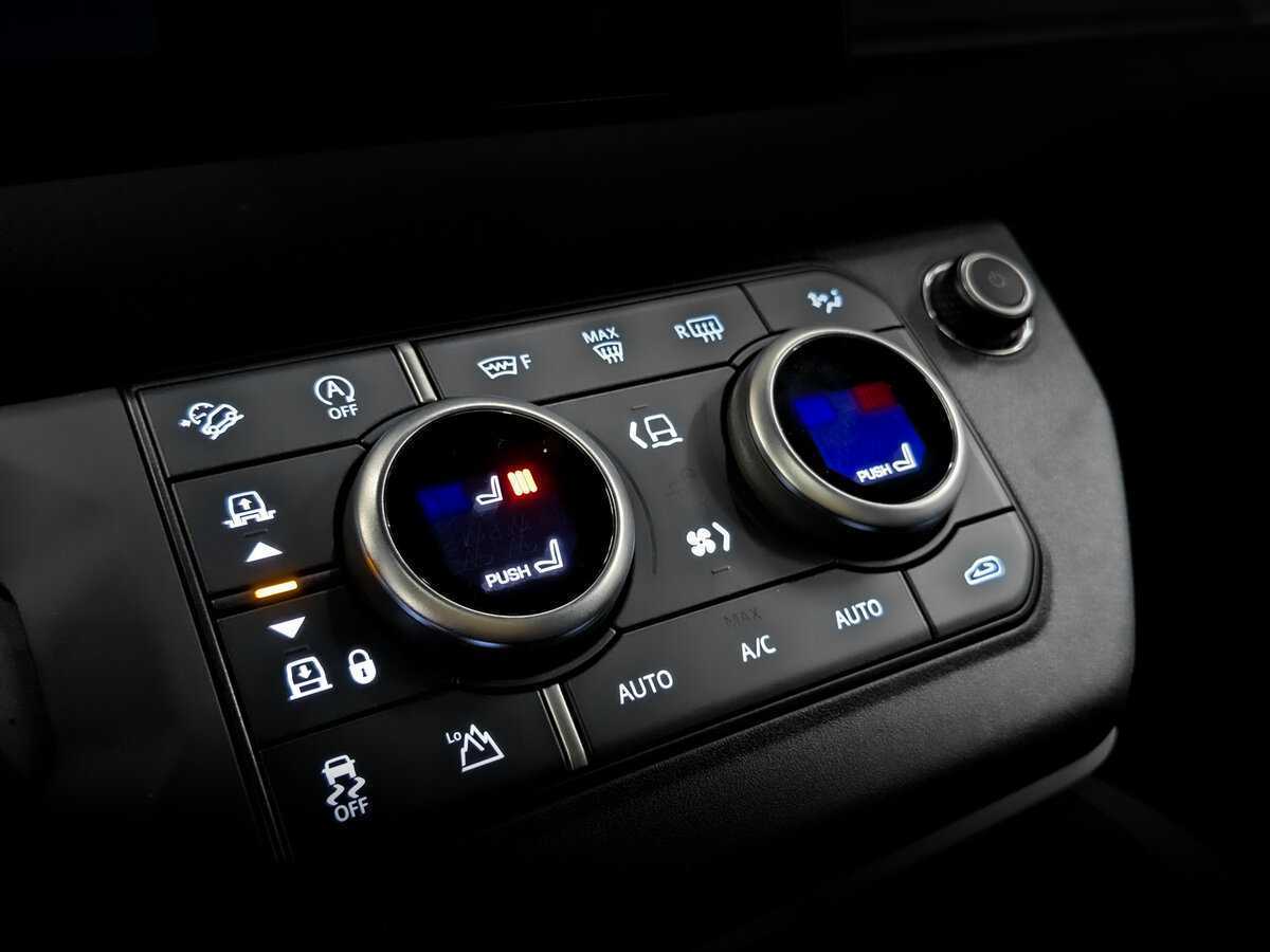 Купить Land Rover Defender 110, 2021, 67 614 км, фото №22