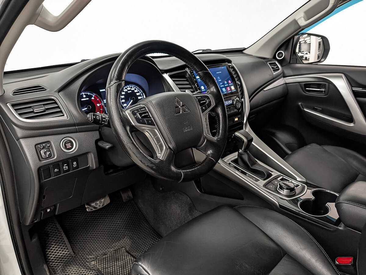 Купить Mitsubishi Pajero Sport, 2017, 173 962 км, фото №13