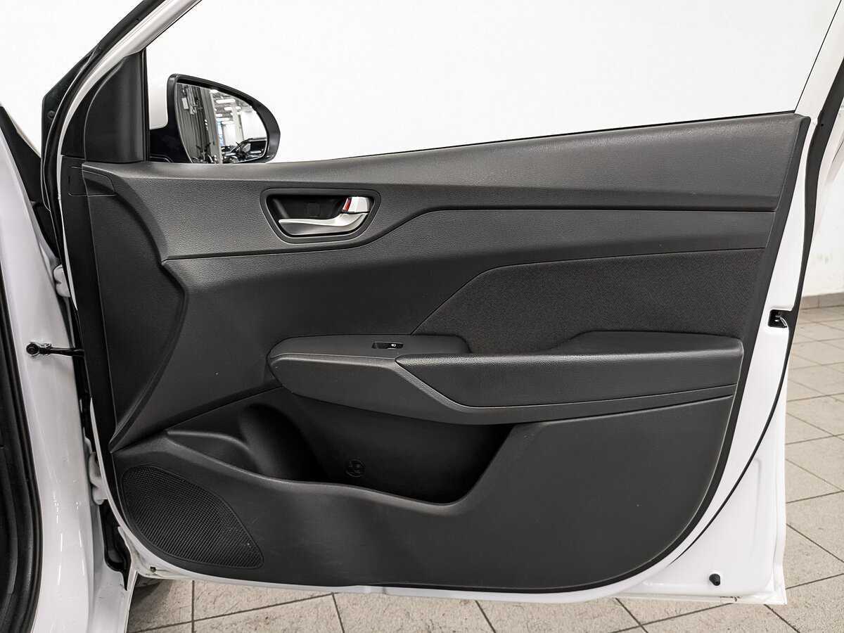 Купить Hyundai Solaris, 2021, 54 912 км, фото №23