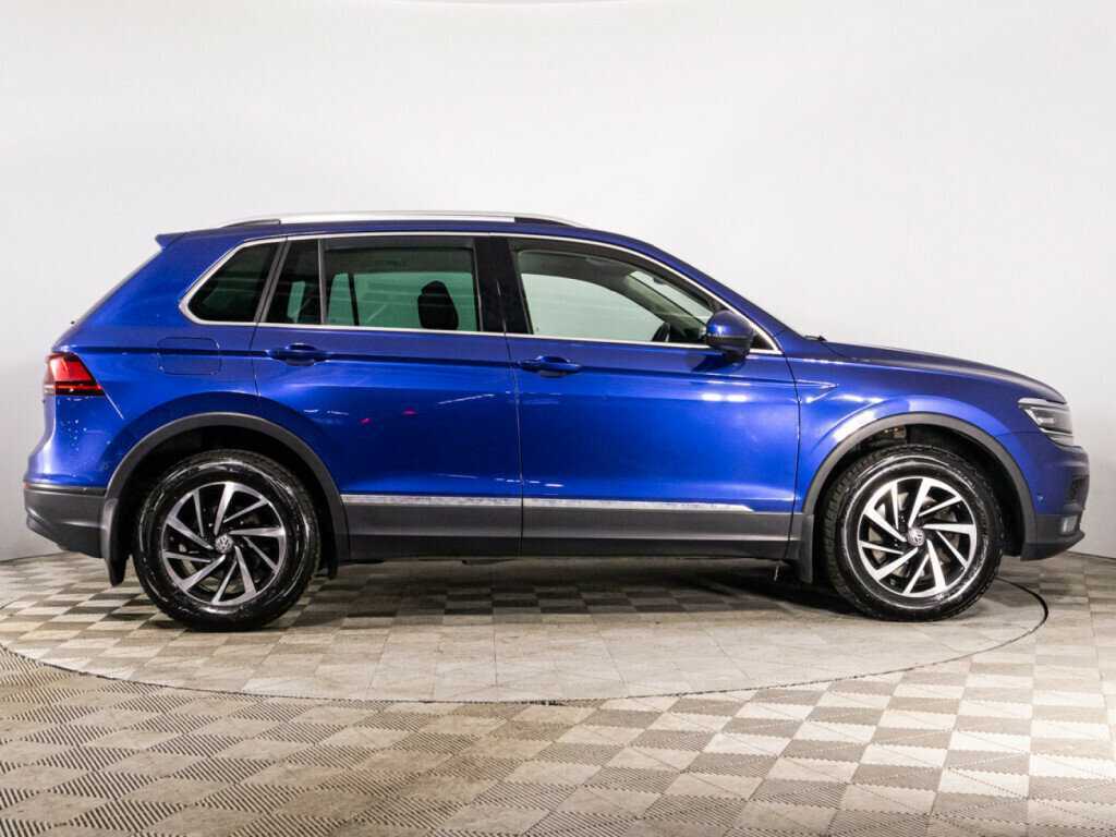 Купить Volkswagen Tiguan, 2018, 66 977 км, фото №4