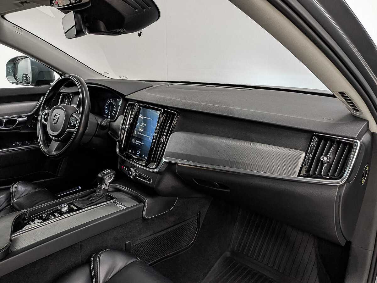 Купить Volvo V90 Cross Country, 2018, 159 803 км, фото №13