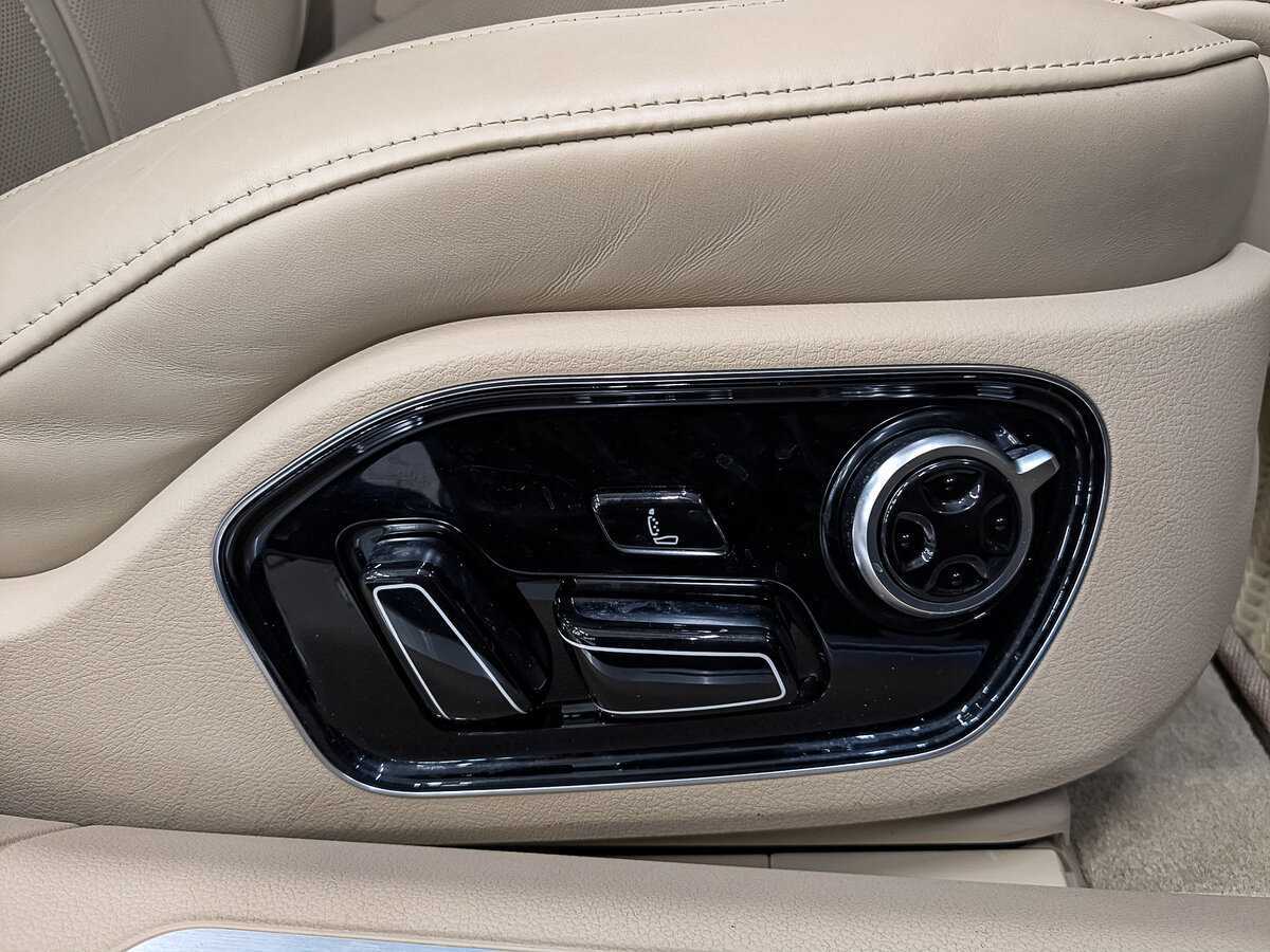 Купить Audi A8 Long, 2014, 91 754 км, фото №25