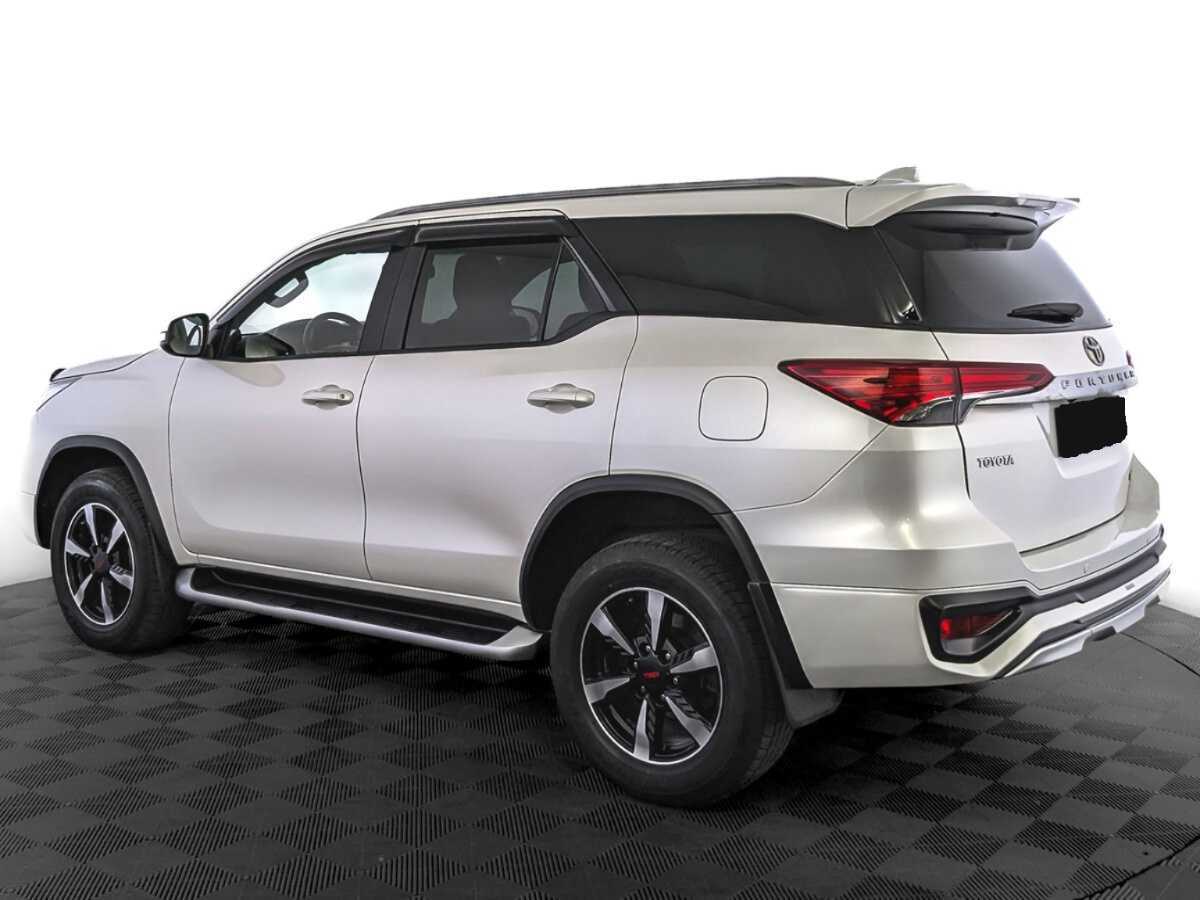 Купить Toyota Fortuner, 2019, 65 140 км, фото №7