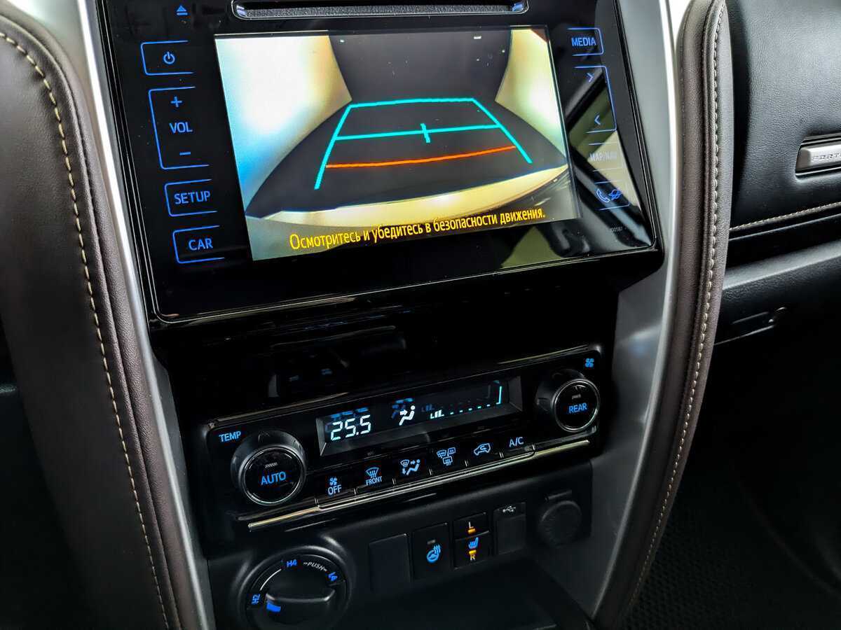 Купить Toyota Fortuner, 2019, 65 140 км, фото №24