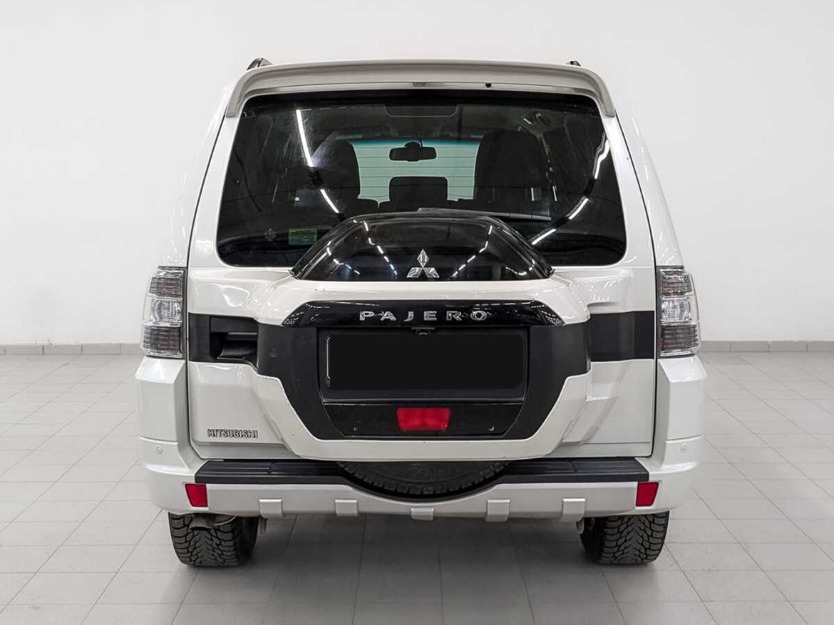 Купить Mitsubishi Pajero, 2015, 235 560 км, фото №6