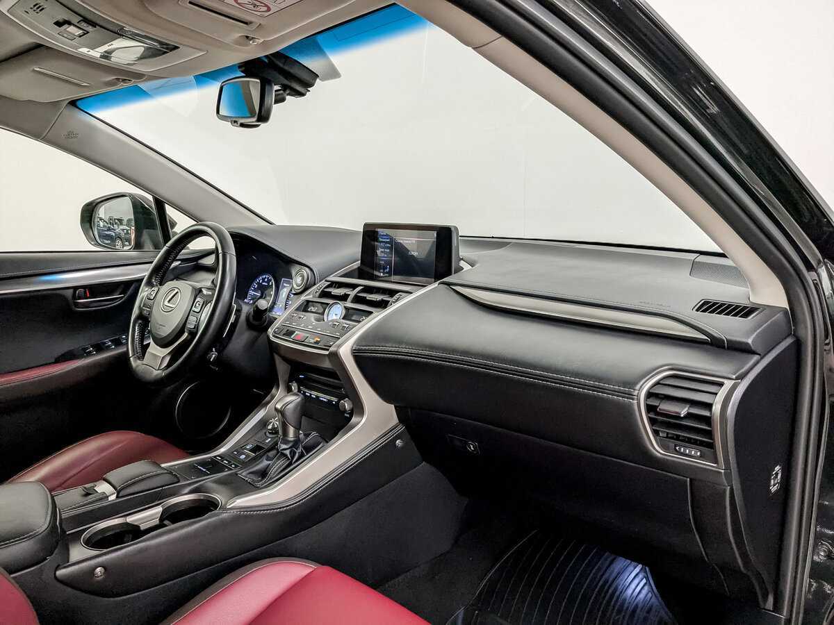 Купить Lexus NX 300, 2018, 180 729 км, фото №11