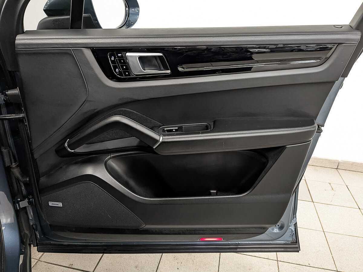 Купить Porsche Cayenne, 2019, 137 561 км, фото №22