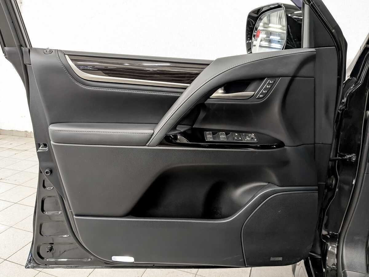 Купить Lexus LX 570, 2021, 86 869 км, фото №23
