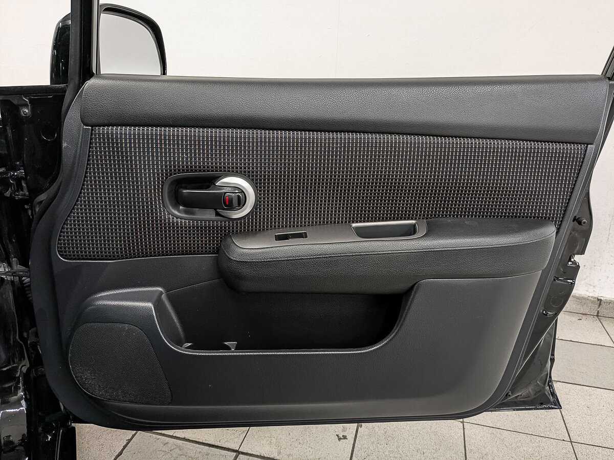 Купить Nissan Tiida, 2010, 80 156 км, фото №24