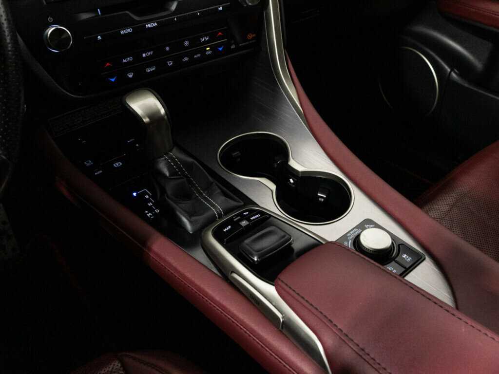 Купить Lexus RX 200t, 2017, 95 123 км, фото №18