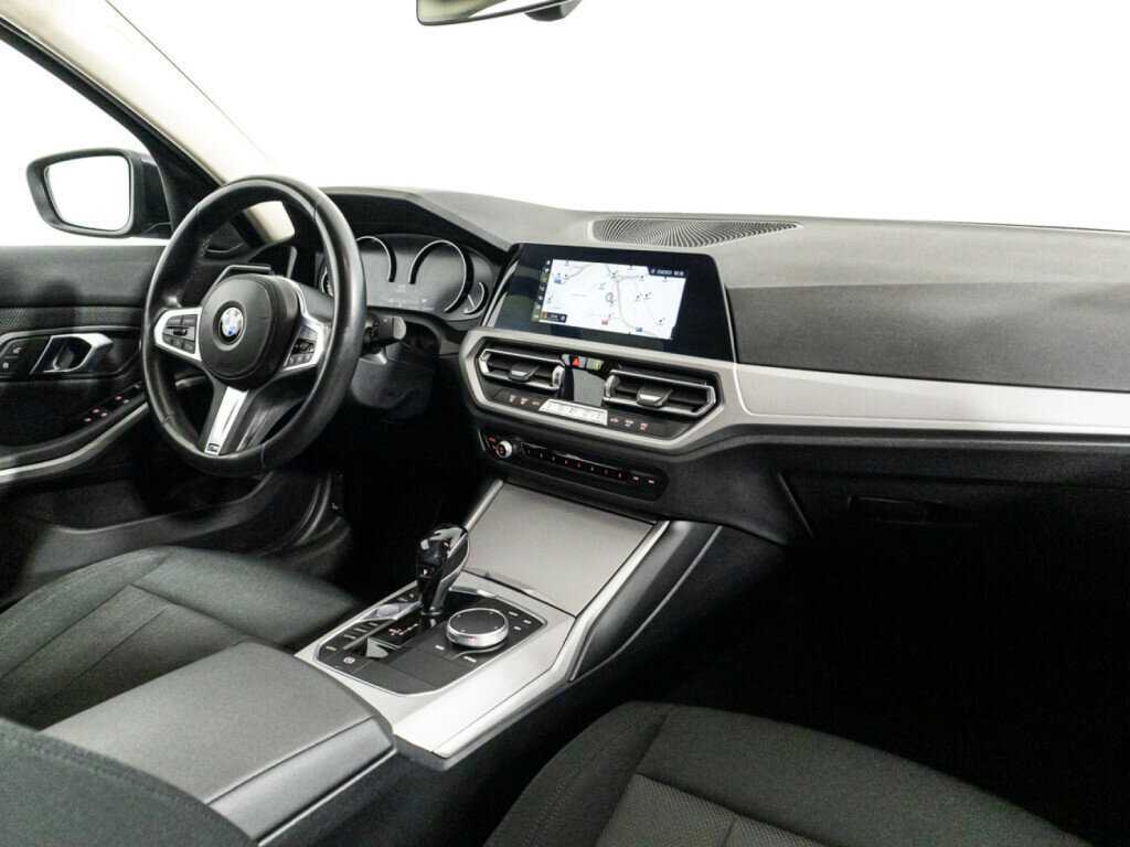 Купить BMW 3 серии 318d, 2019, 94 470 км, фото №9