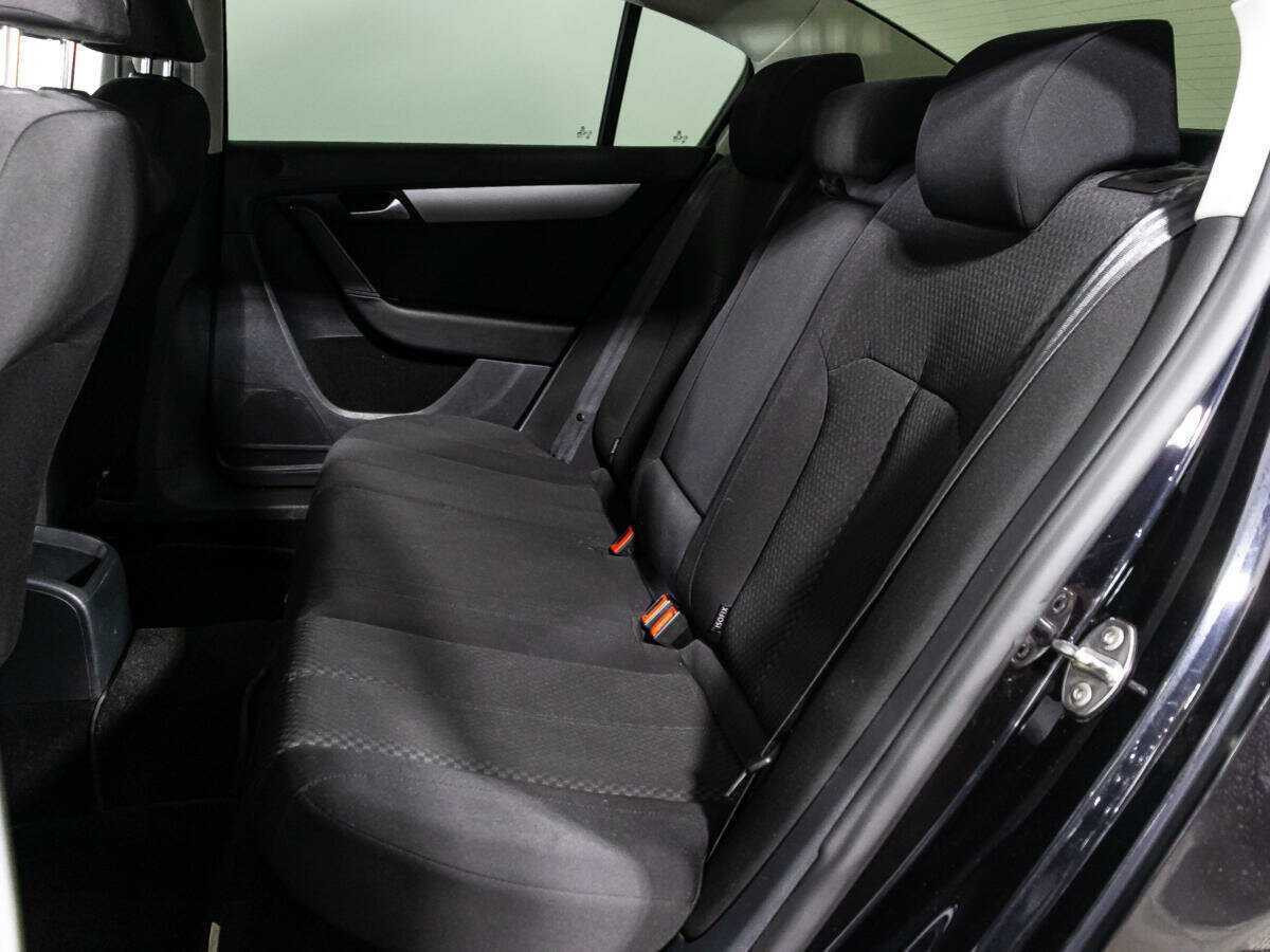 Купить Volkswagen Passat, 2013, 143 387 км, фото №10