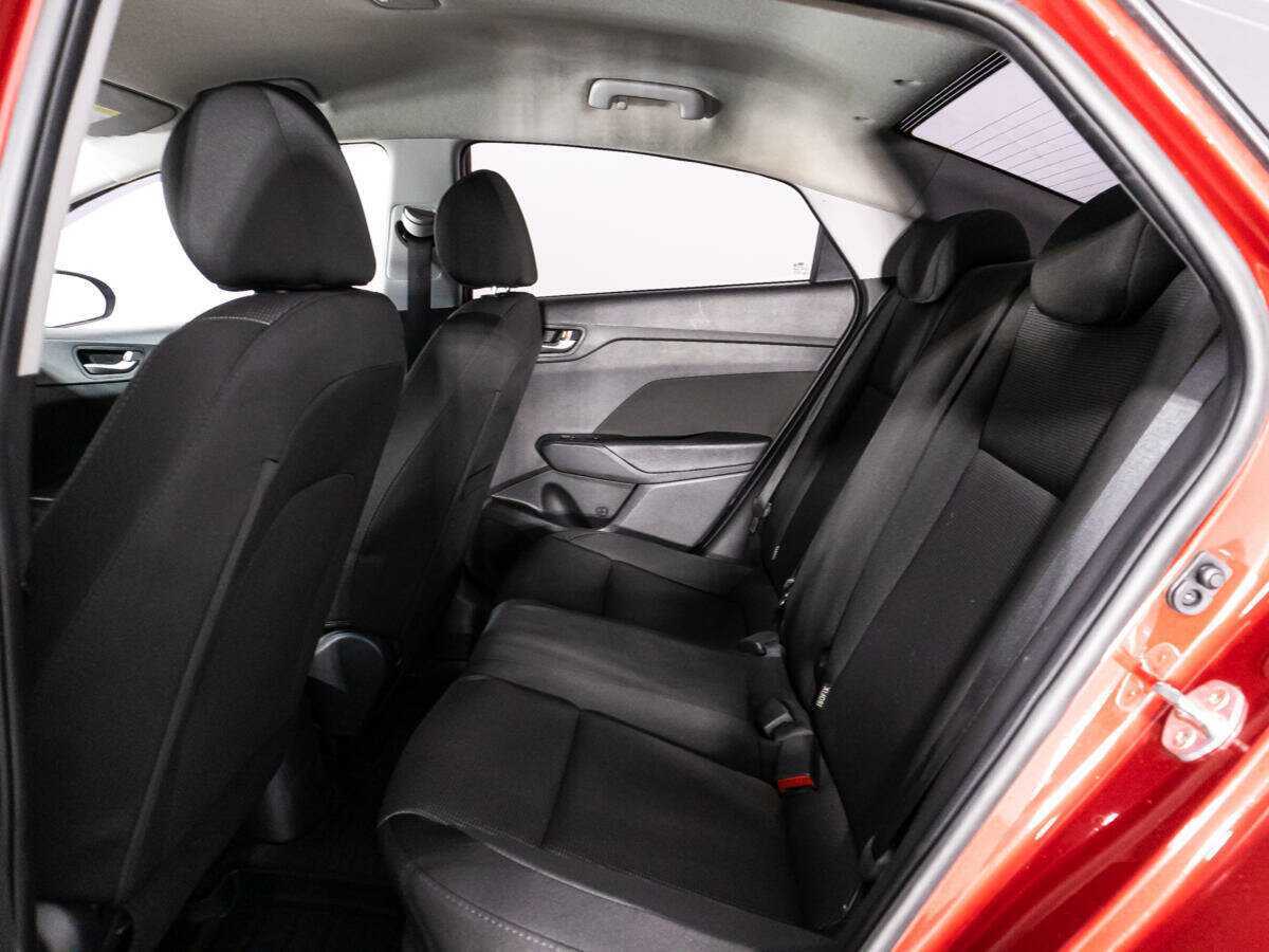 Купить Hyundai Solaris, 2018, 165 780 км, фото №10