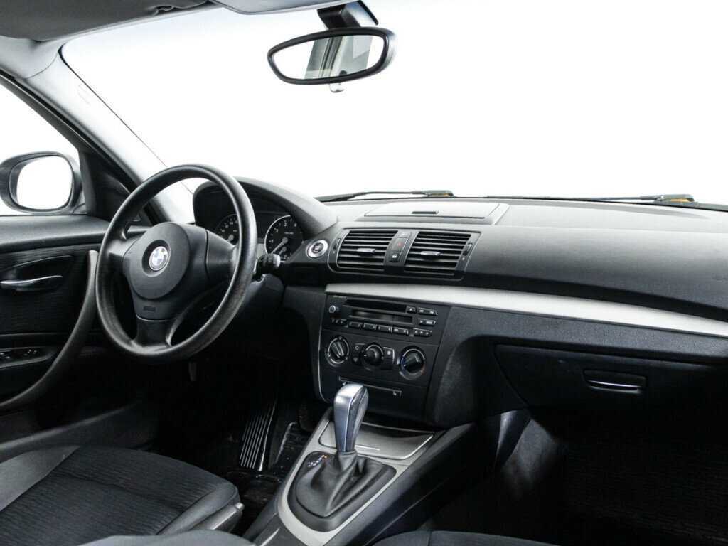 Купить BMW 1 серии 116i, 2011, 158 940 км, фото №9