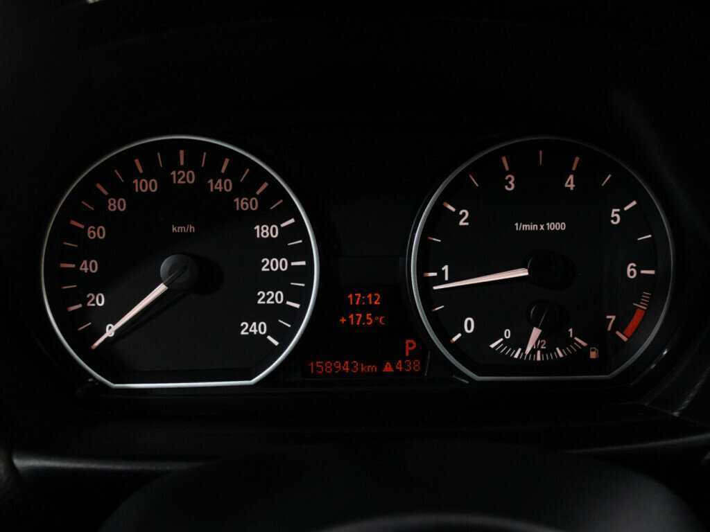 Купить BMW 1 серии 116i, 2011, 158 940 км, фото №12