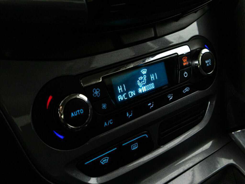 Купить Ford Focus, 2011, 107 609 км, фото №15