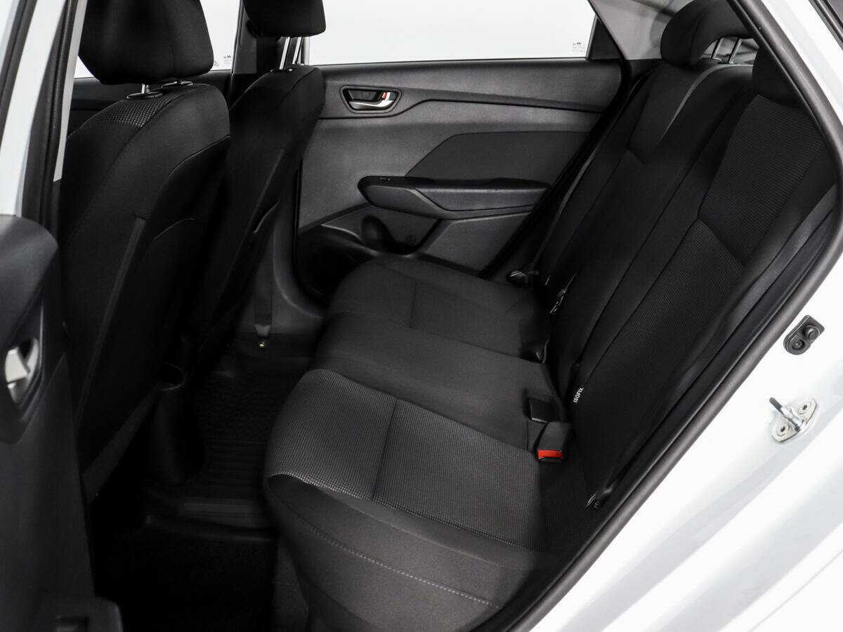 Купить Hyundai Solaris, 2018, 124 111 км, фото №12