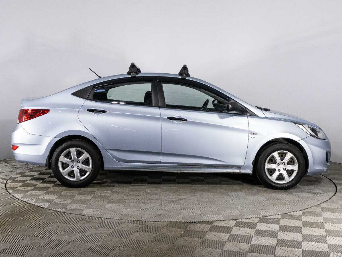 Купить Hyundai Solaris, 2011, 88 573 км, фото №4