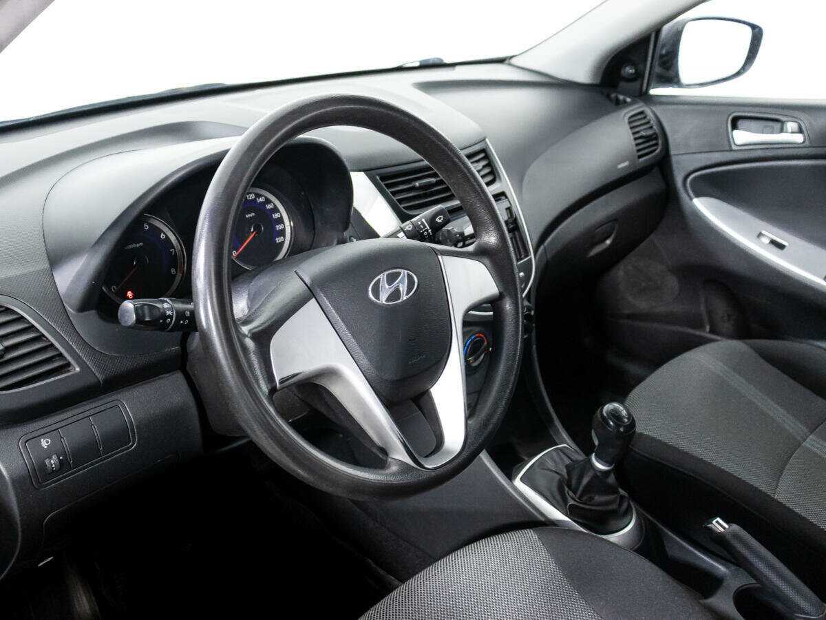 Купить Hyundai Solaris, 2011, 88 573 км, фото №11