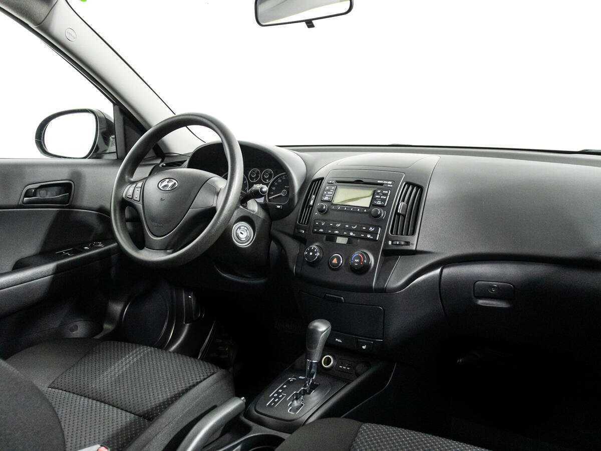 Купить Hyundai i30, 2010, 134 384 км, фото №9
