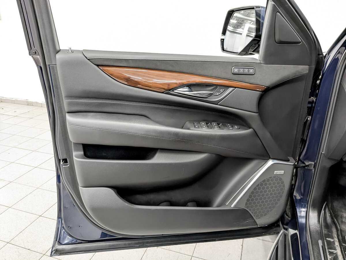 Купить Cadillac Escalade, 2018, 164 155 км, фото №16