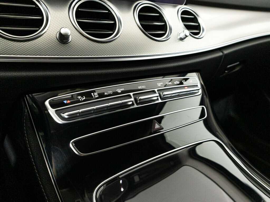 Купить Mercedes-Benz E-Класс 200, 2018, 102 797 км, фото №18