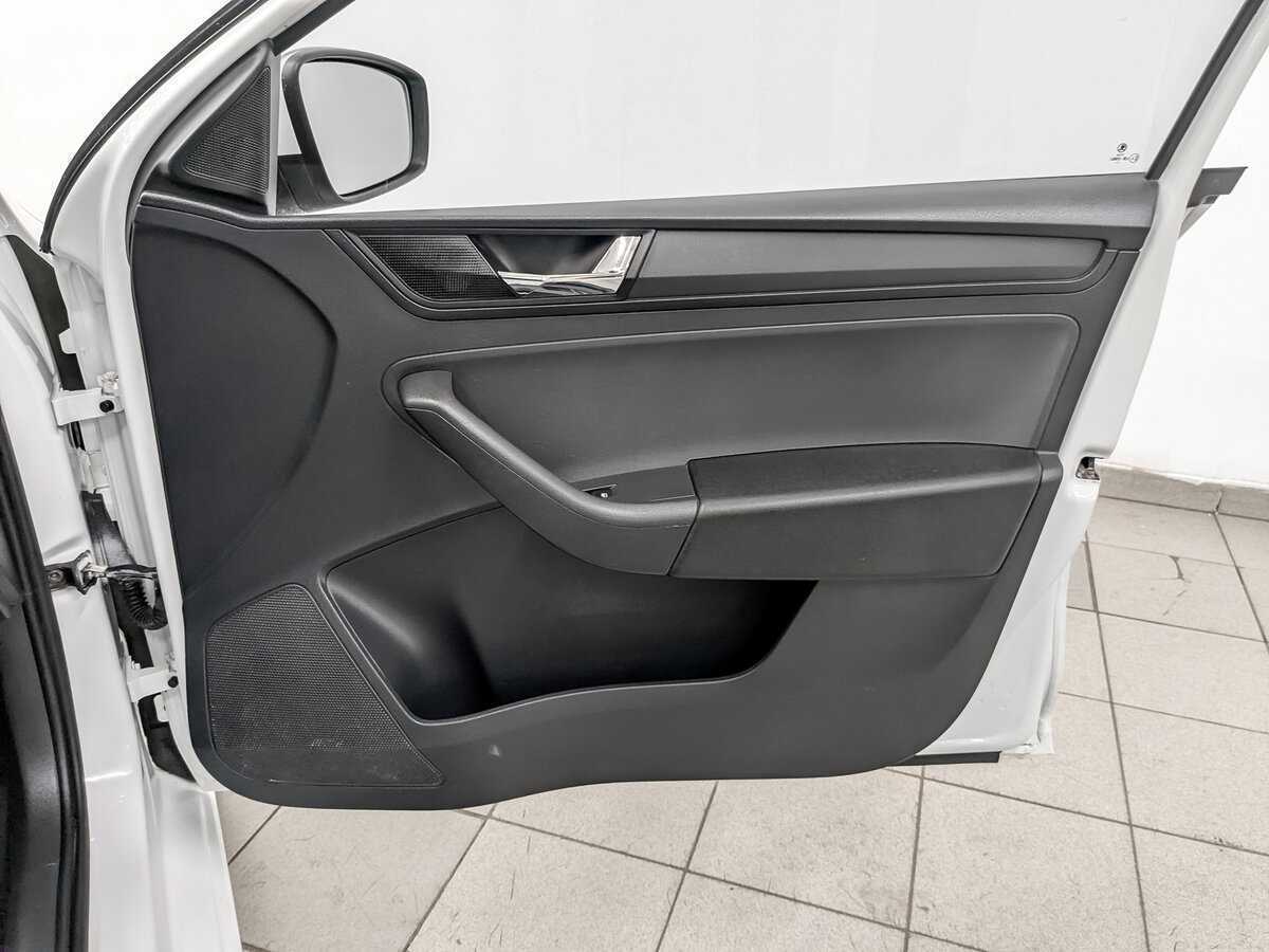 Купить Skoda Rapid, 2017, 163 844 км, фото №24