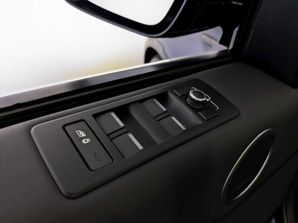 Купить Land Rover Discovery, 2019, 97 974 км, фото №21