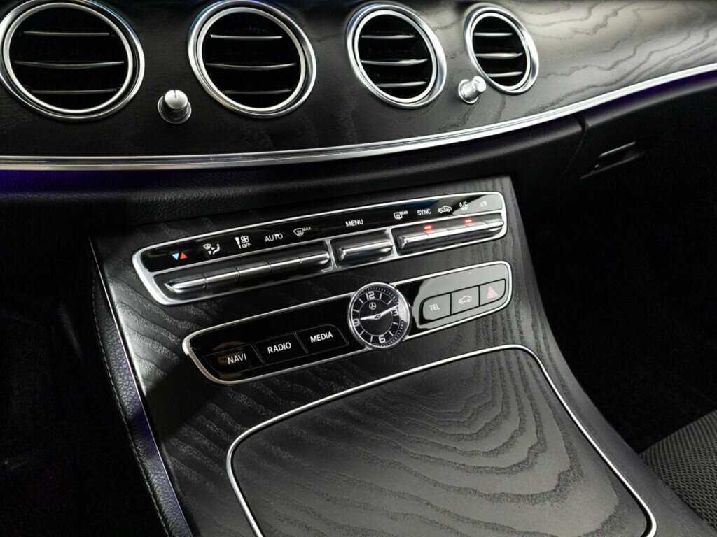 Купить Mercedes-Benz E-Класс 200, 2017, 162 000 км, фото №18