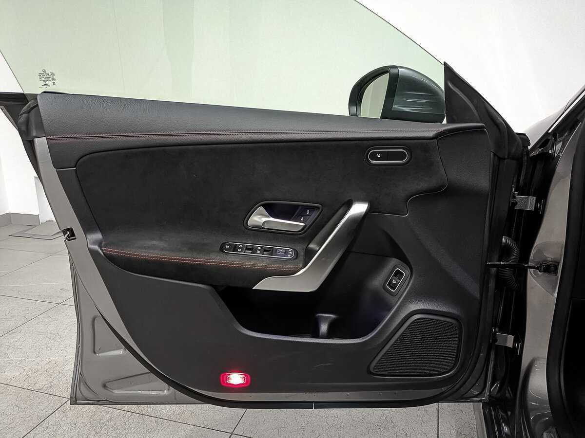 Купить Mercedes-Benz CLA 200, 2021, 77 820 км, фото №19