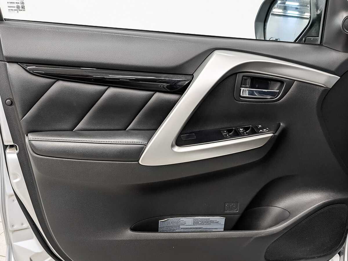 Купить Mitsubishi Pajero Sport, 2020, 135 846 км, фото №19