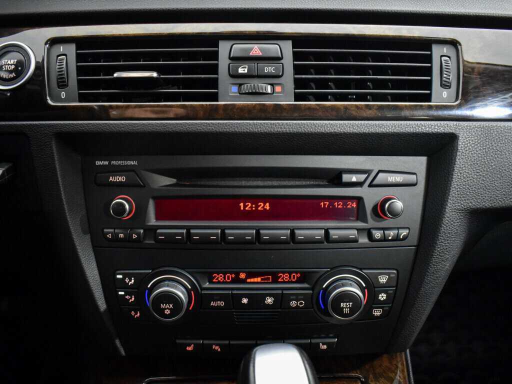 Купить BMW 3 серии 325xi, 2009, 127 230 км, фото №15