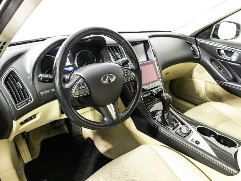 Купить Infiniti Q50, 2015, 112 679 км, фото №11