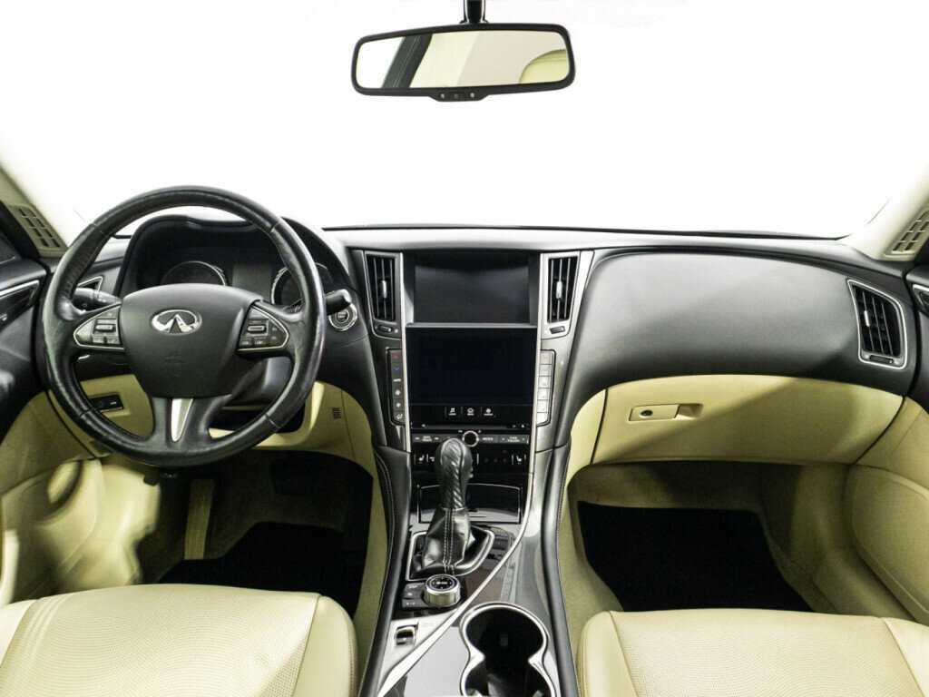 Купить Infiniti Q50, 2015, 112 679 км, фото №13