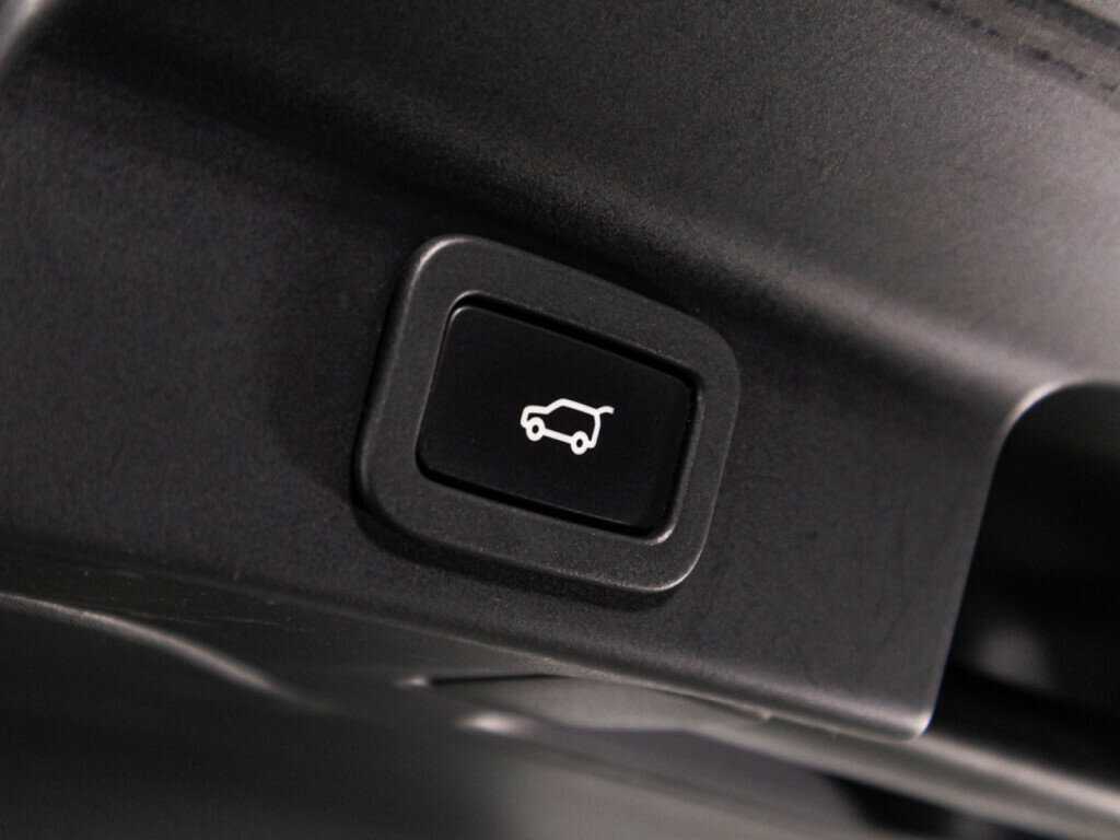 Купить Jaguar F-Pace, 2017, 114 010 км, фото №15