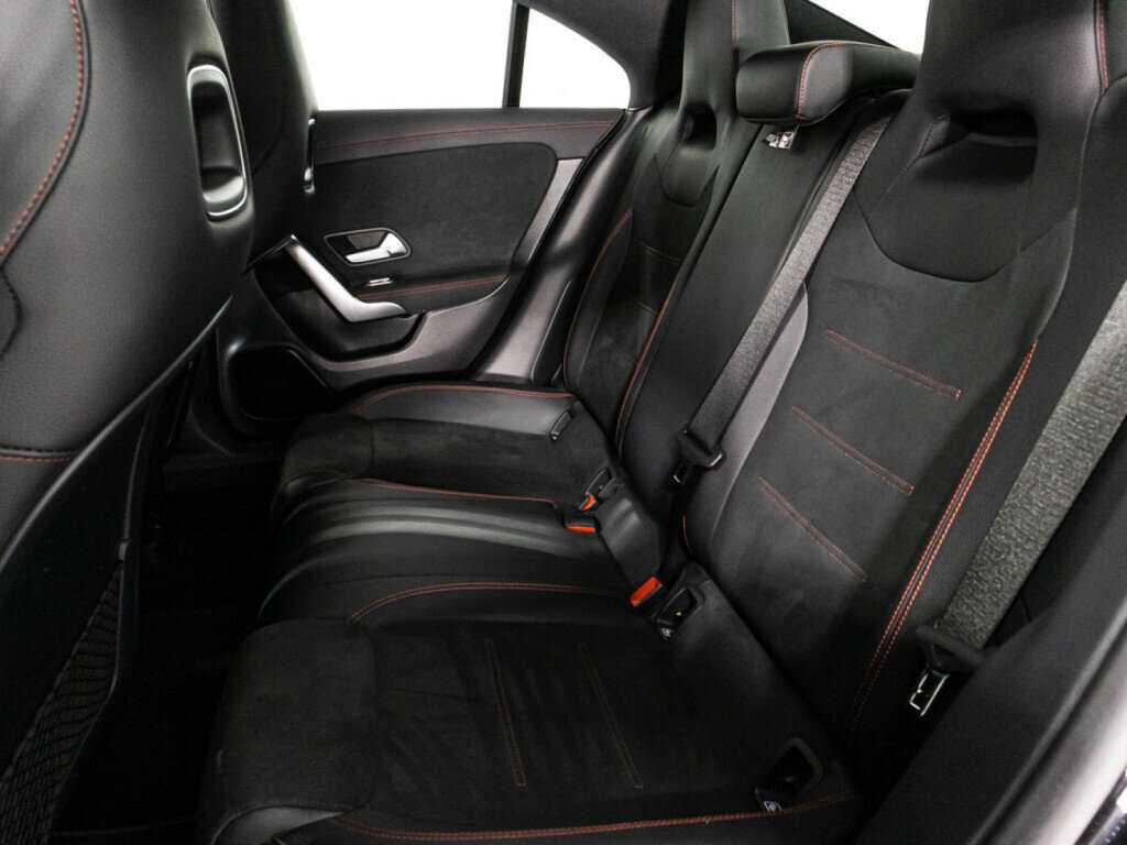 Купить Mercedes-Benz CLA 200, 2020, 49 750 км, фото №10