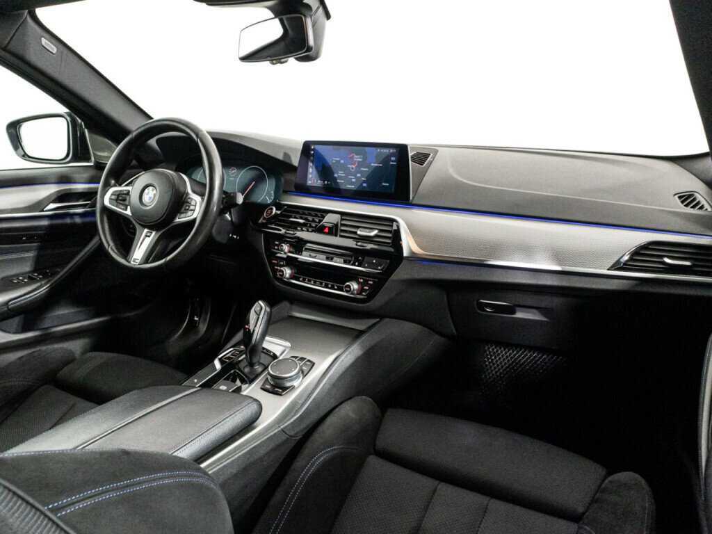 Купить BMW 5 серии 530i xDrive, 2019, 184 135 км, фото №9