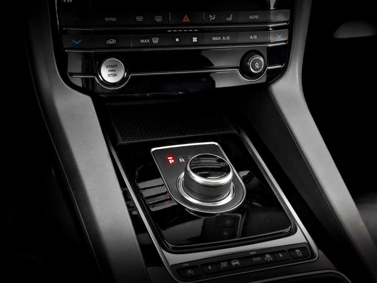 Купить Jaguar F-Pace, 2016, 110 218 км, фото №26