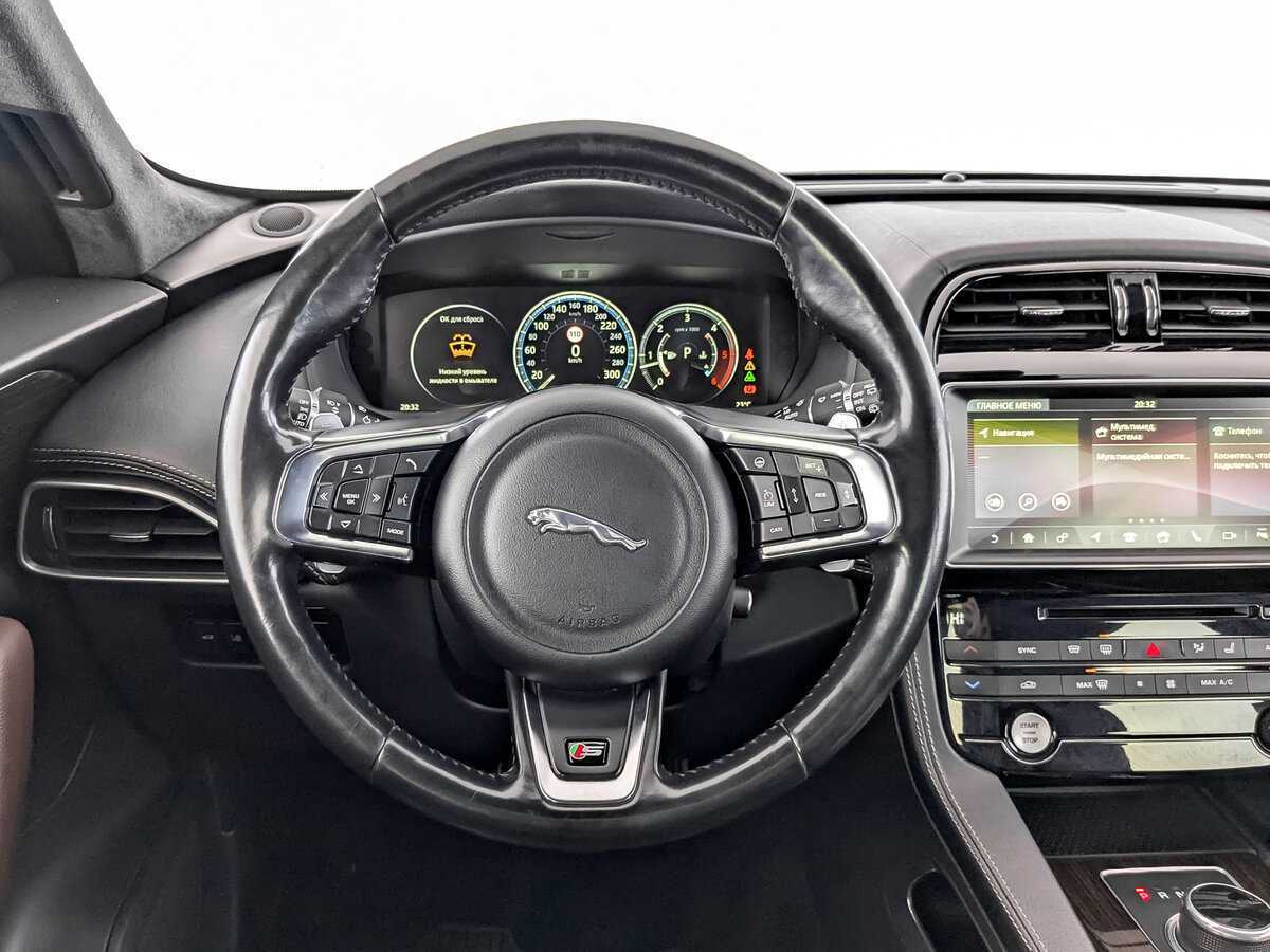 Купить Jaguar F-Pace, 2016, 141 476 км, фото №22
