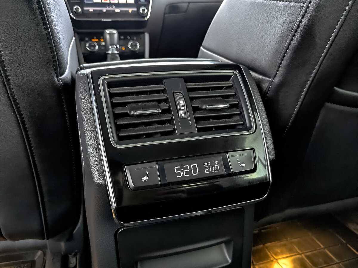 Купить Skoda Superb, 2018, 123 228 км, фото №25