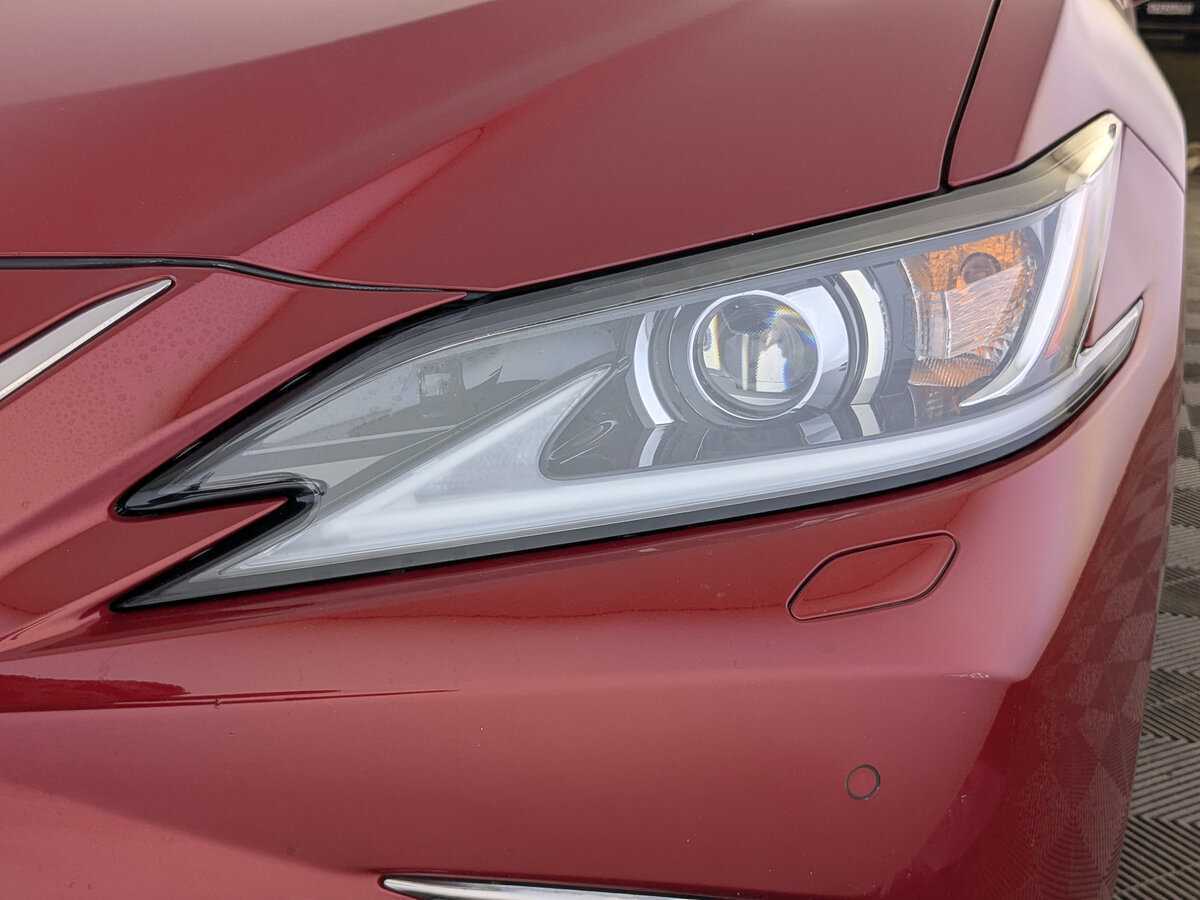 Купить Lexus ES 250, 2020, 121 283 км, фото №11