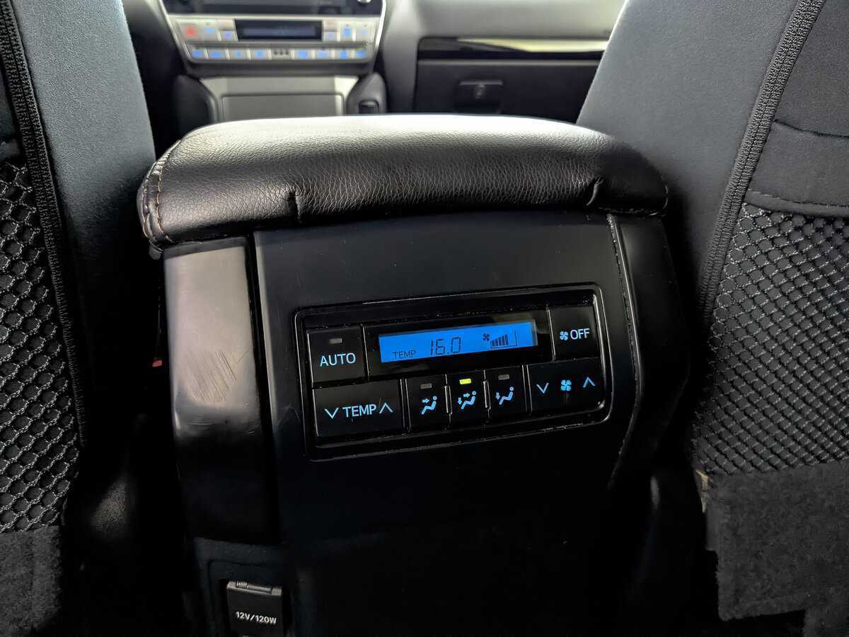 Купить Toyota Land Cruiser Prado, 2021, 65 033 км, фото №25