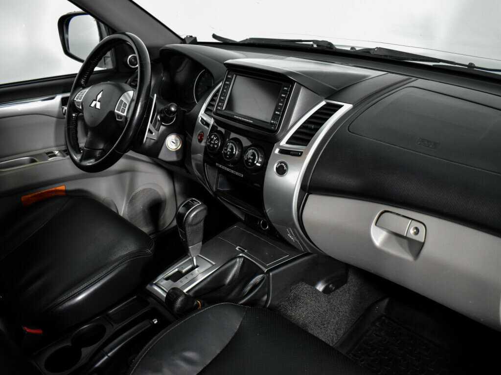 Купить Mitsubishi Pajero Sport, 2010, 289 050 км, фото №14