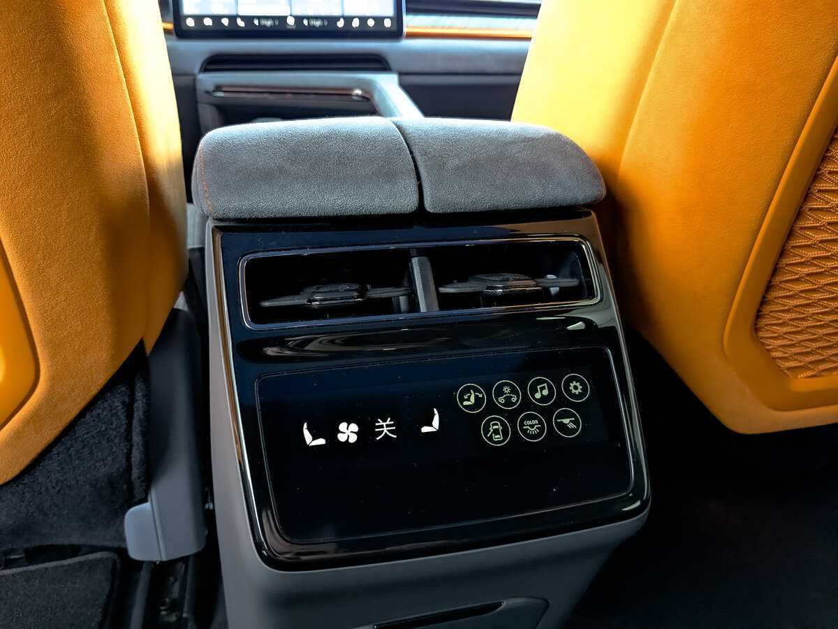 Купить Zeekr 001 100 kWh, 2023, 35 350 км, фото №27