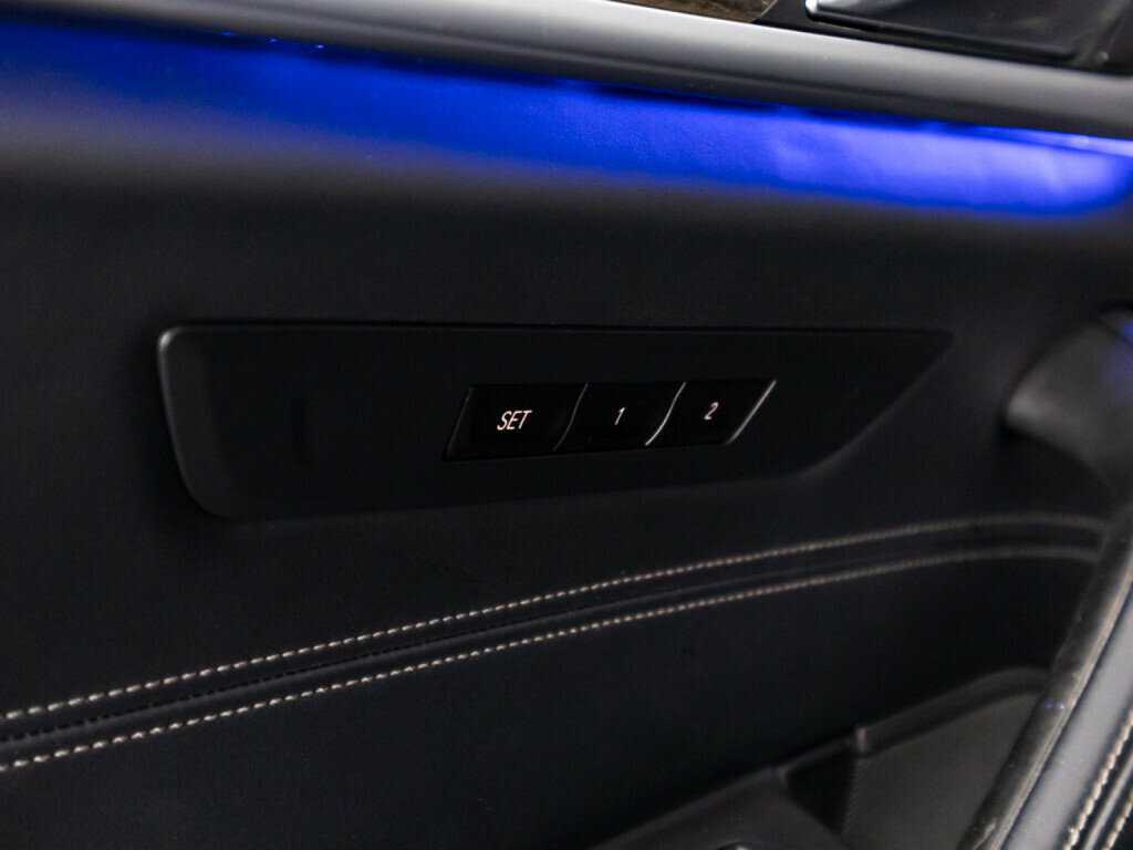 Купить BMW 5 серии 530d xDrive, 2019, 61 808 км, фото №18