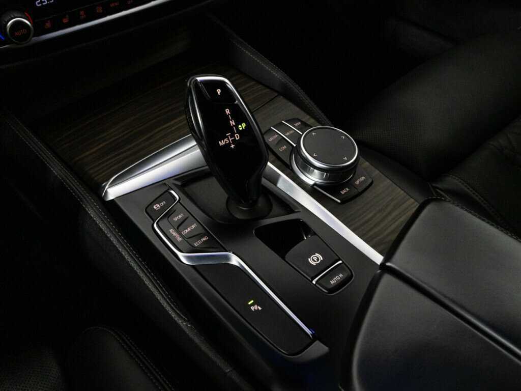 Купить BMW 5 серии 530d xDrive, 2019, 61 808 км, фото №23