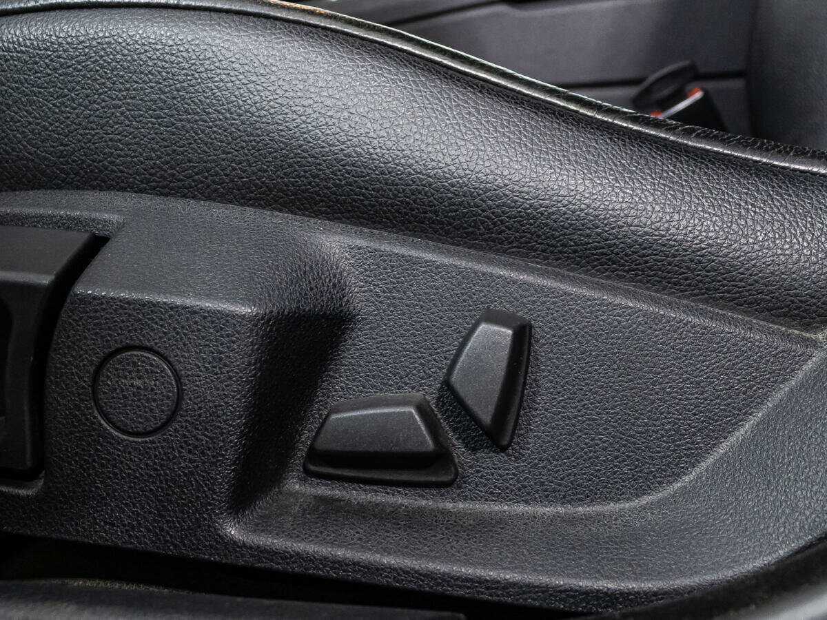 Купить BMW 5 серии 520i, 2012, 191 944 км, фото №17