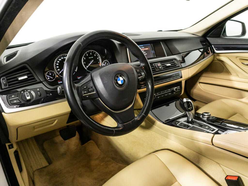 Купить BMW 5 серии 520i, 2014, 124 174 км, фото №11