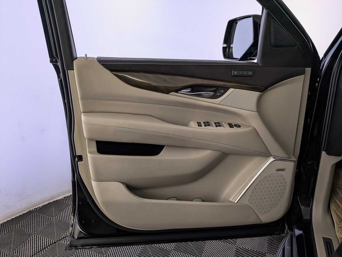 Купить Cadillac Escalade, 2019, 115 000 км, фото №19