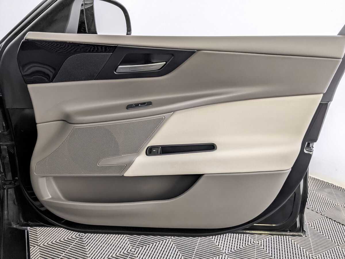 Купить Jaguar XE, 2015, 125 455 км, фото №26